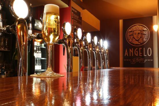People Pub