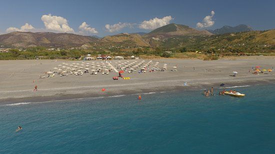 Stabilimento Balneare Mascalzone Latino