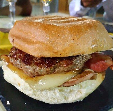 Kmzeroitalianpub