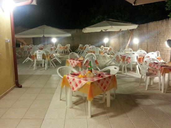 Pizzeria