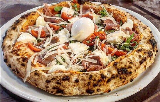 Donna Regina Pizzeria